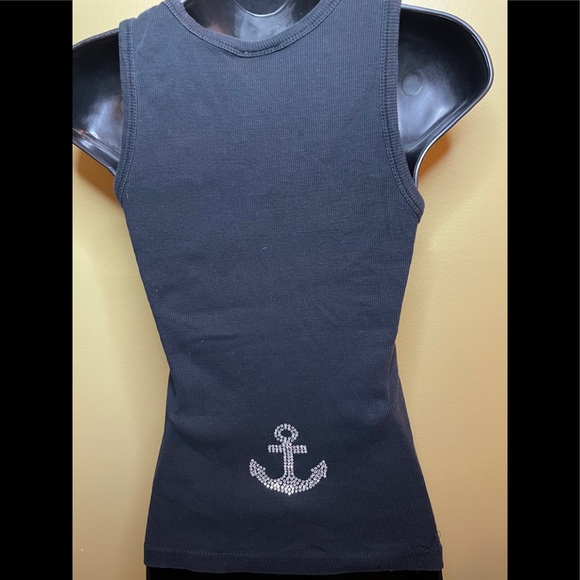 Isaac’s Design Anchor T-Shirt - Picture 4 of 7